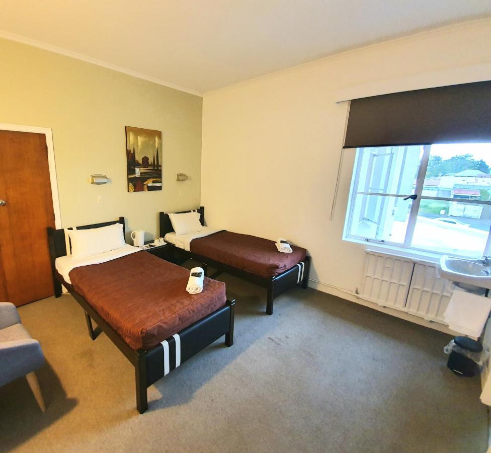 Putaruru Hotel エクステリア 写真
