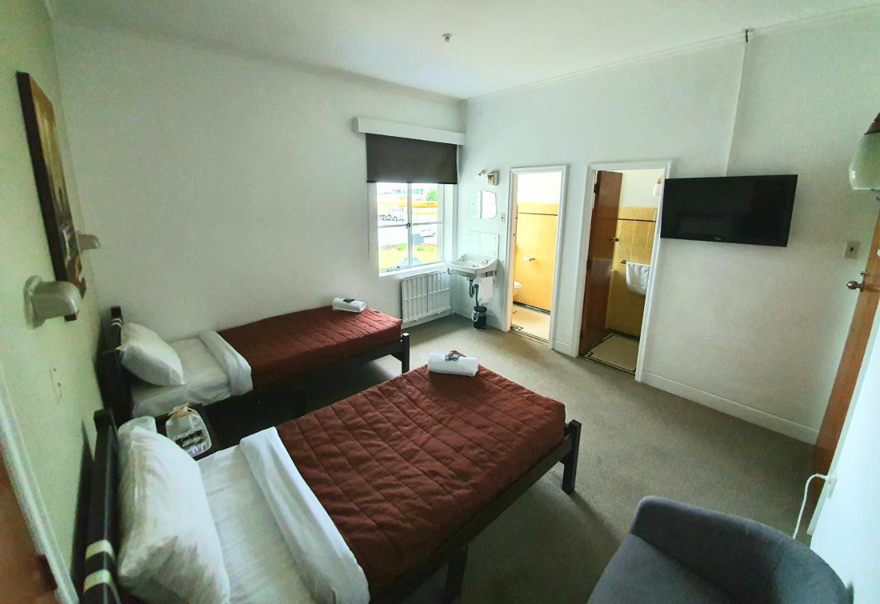 Putaruru Hotel エクステリア 写真